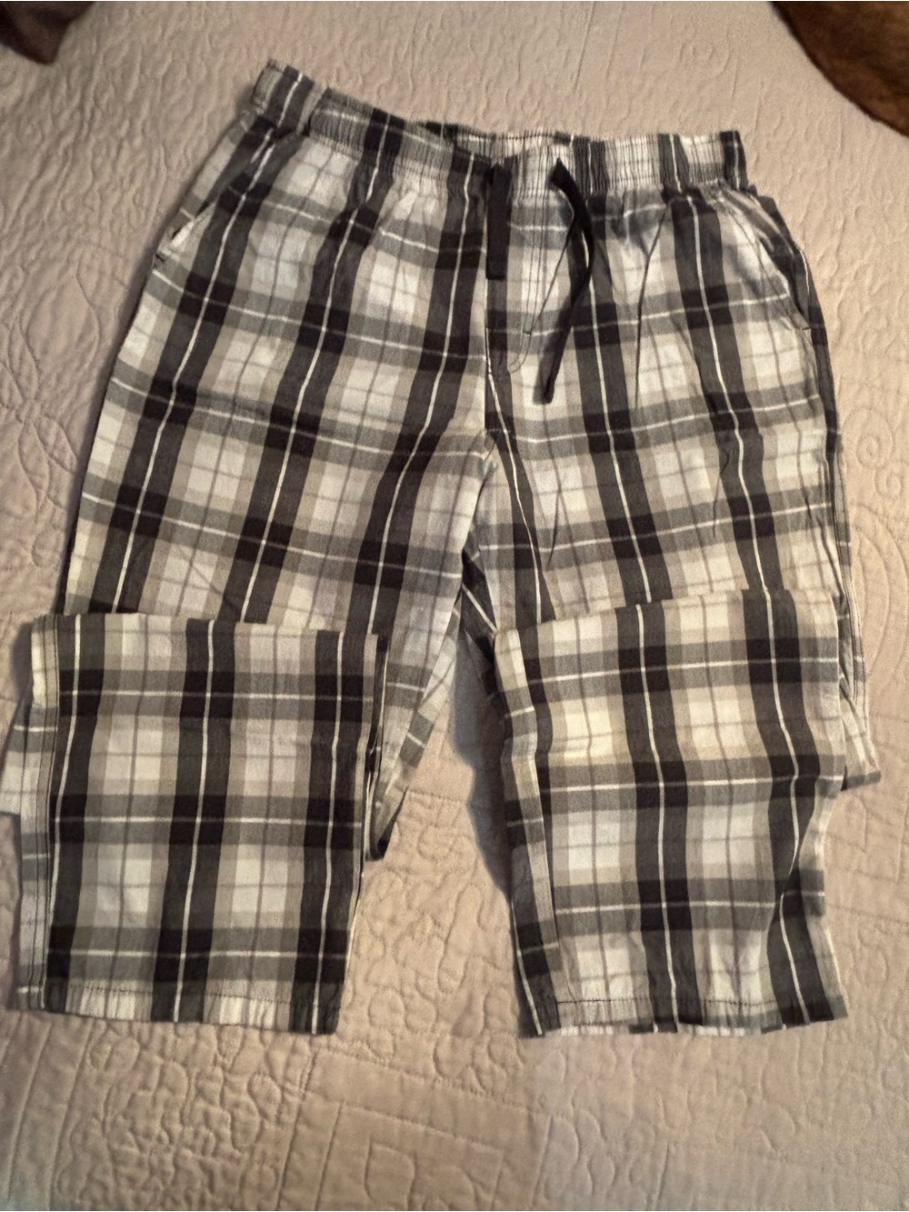 Women’s Plaid Drawstring Lounge Pants - Black, White & Gray